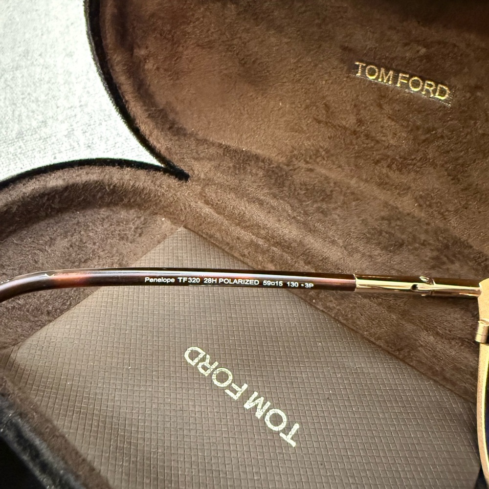 Tom Ford Penelope Sunglasses in Luxe Brown - trending color! 🤎🐻🤎 - Picture 10 of 15